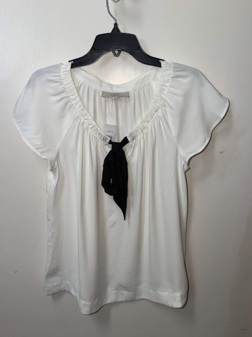Chic LOFT White and Black Bow Blouse NWT